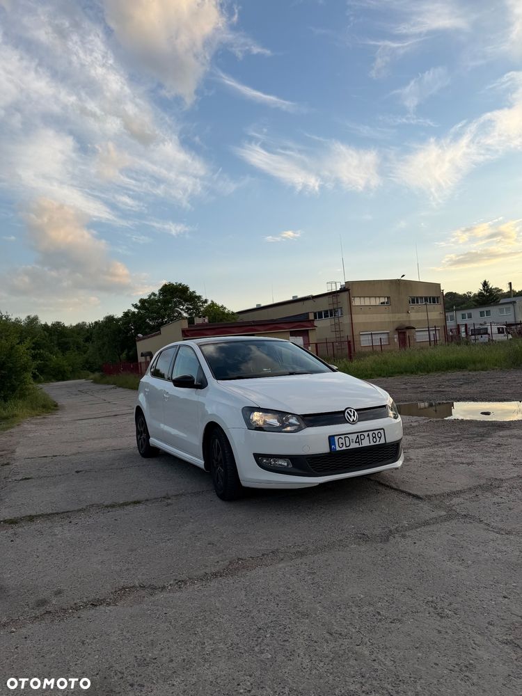 Volkswagen Polo - 1