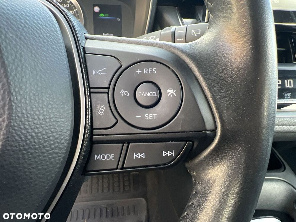 Toyota Corolla 1.8 Hybrid Comfort - 19