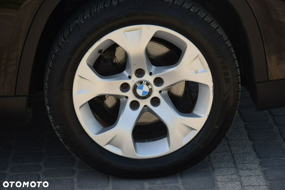 BMW X1 xDrive18d - 12
