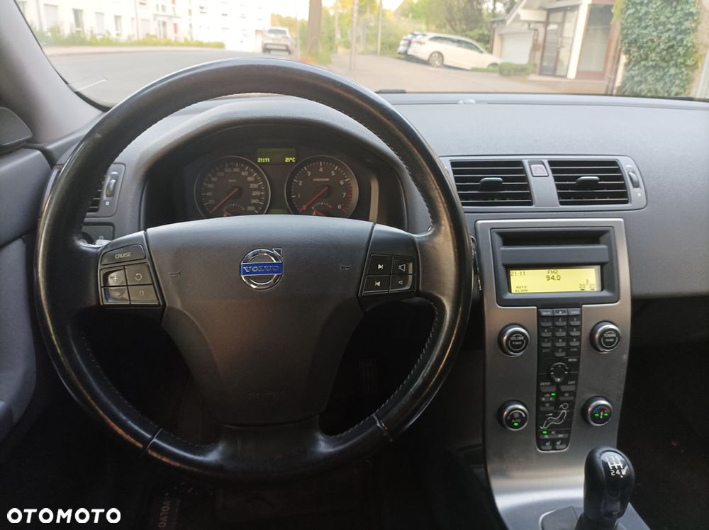 Volvo V50 1.8 - 8