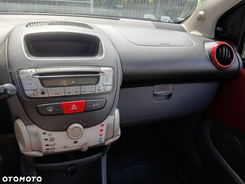 Toyota Aygo - 1