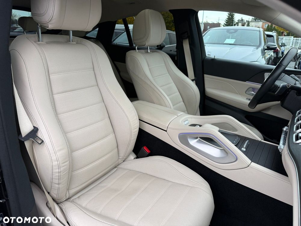 Mercedes-Benz GLE - 28