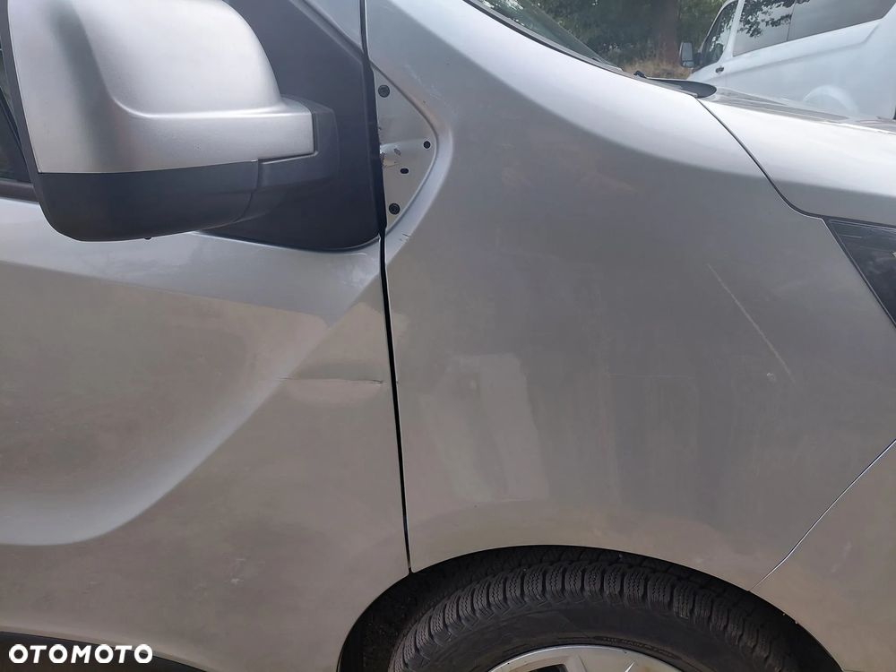 Renault Trafic 2.0 dCi - 25