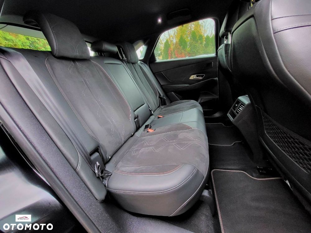 DS Automobiles DS 7 Crossback - 32