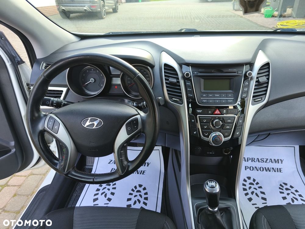 Hyundai i30 1.4 Comfort - 23