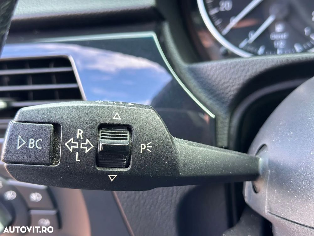 BMW Seria 3 316d - 29