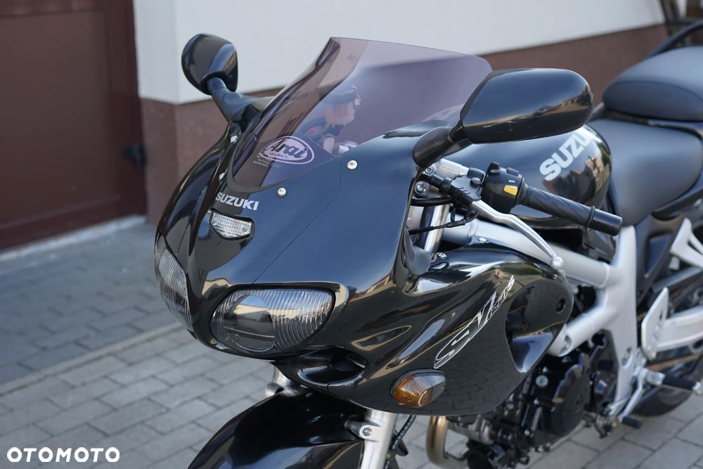 Suzuki SV - 30