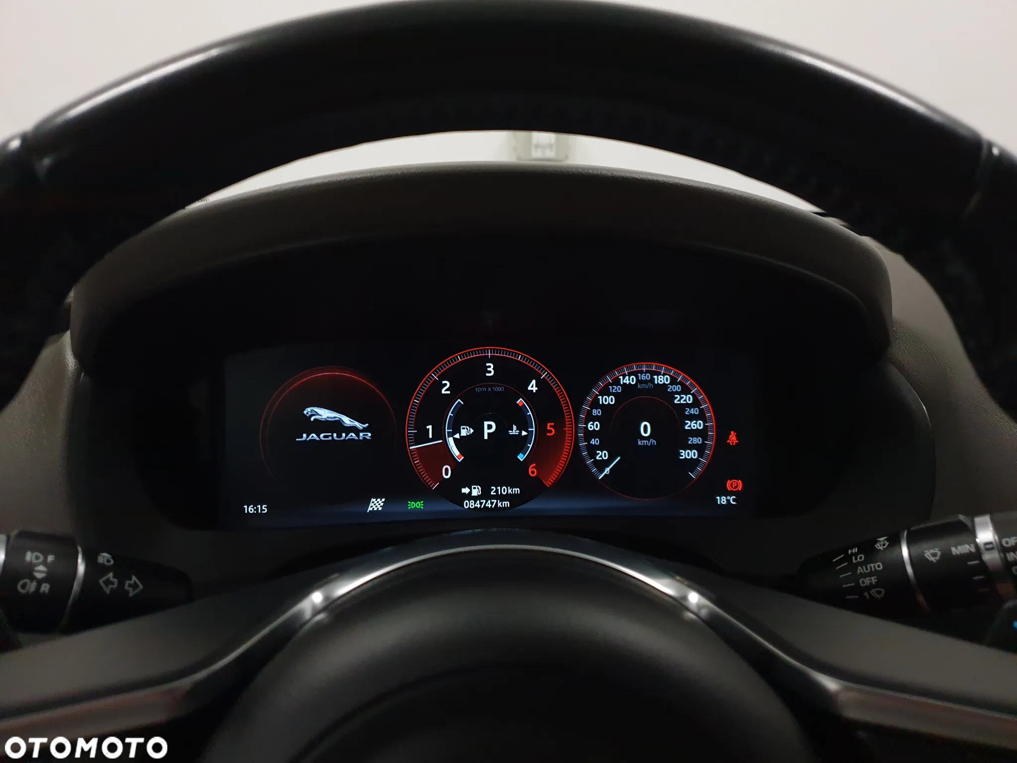Jaguar F-Pace 2.0 i4D AWD R-Sport - 8