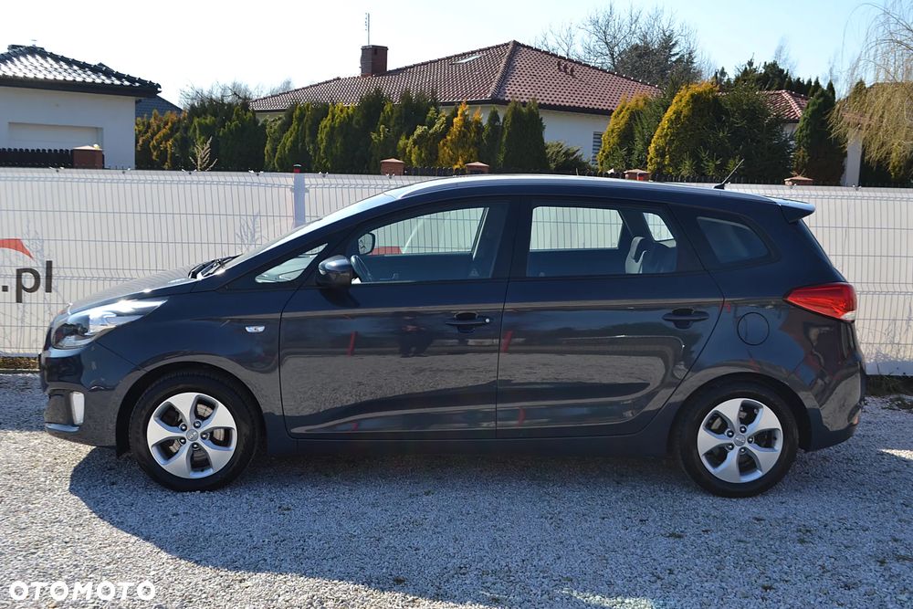 Kia Carens 1.6 GDI Dream Team Edition - 8