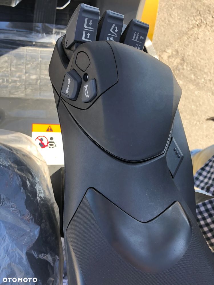 Caterpillar GP25N - 19