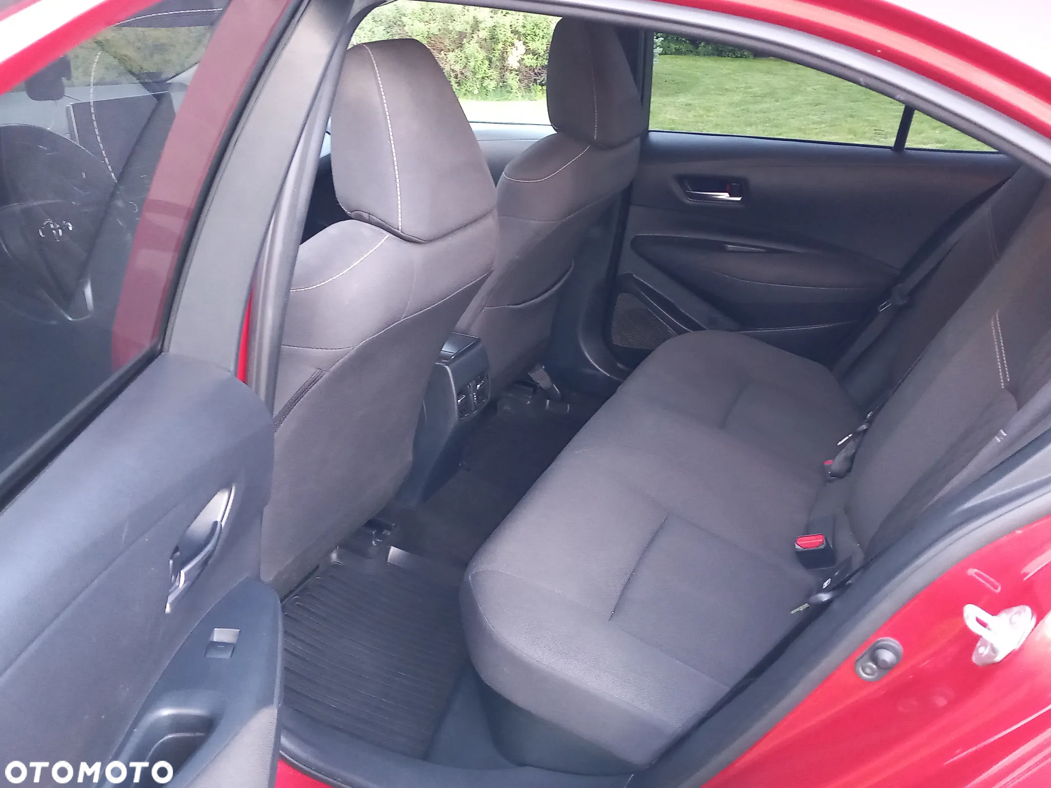 Toyota Corolla 1.8 Hybrid Comfort - 13