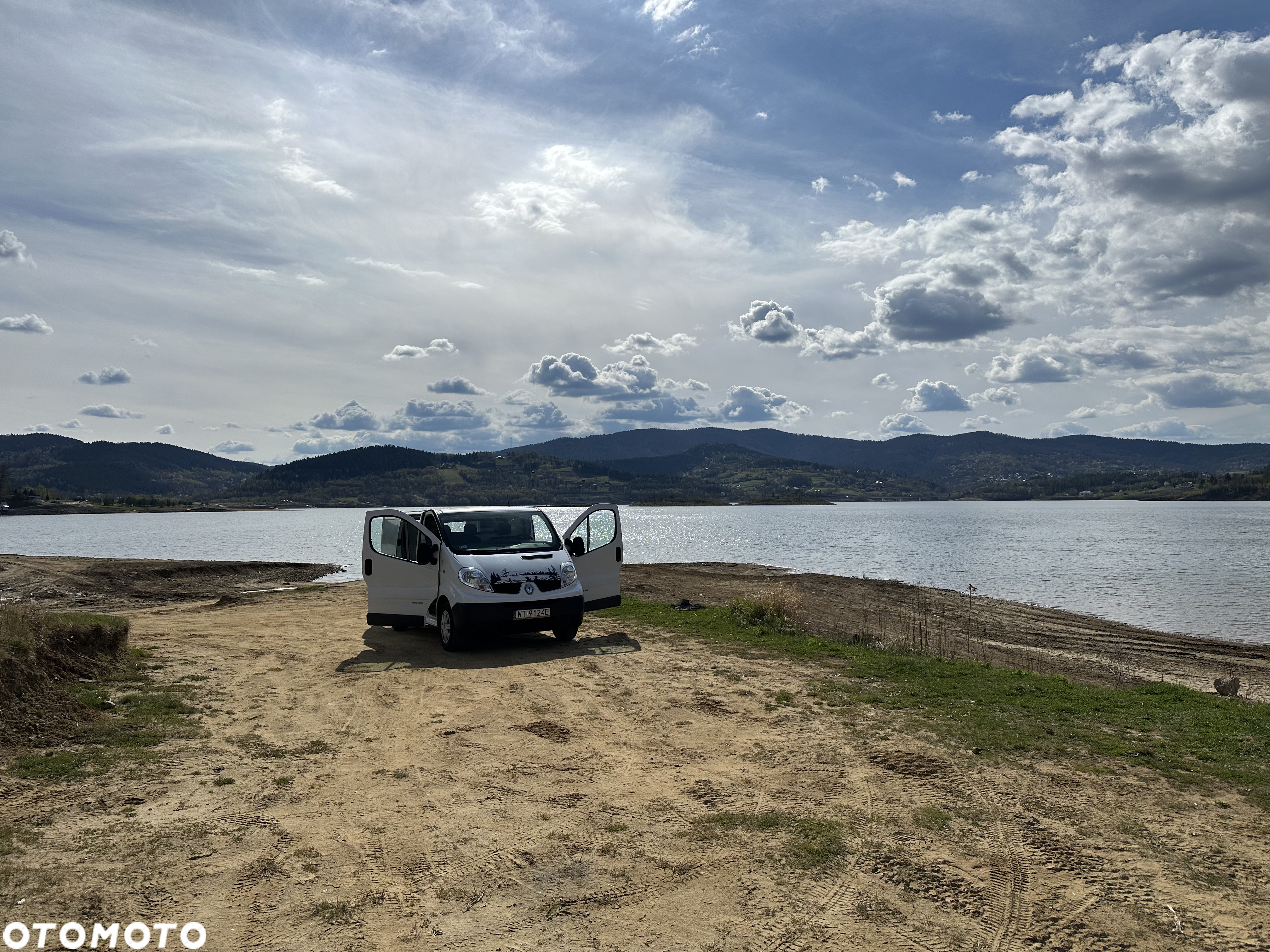 Renault Trafic - 25