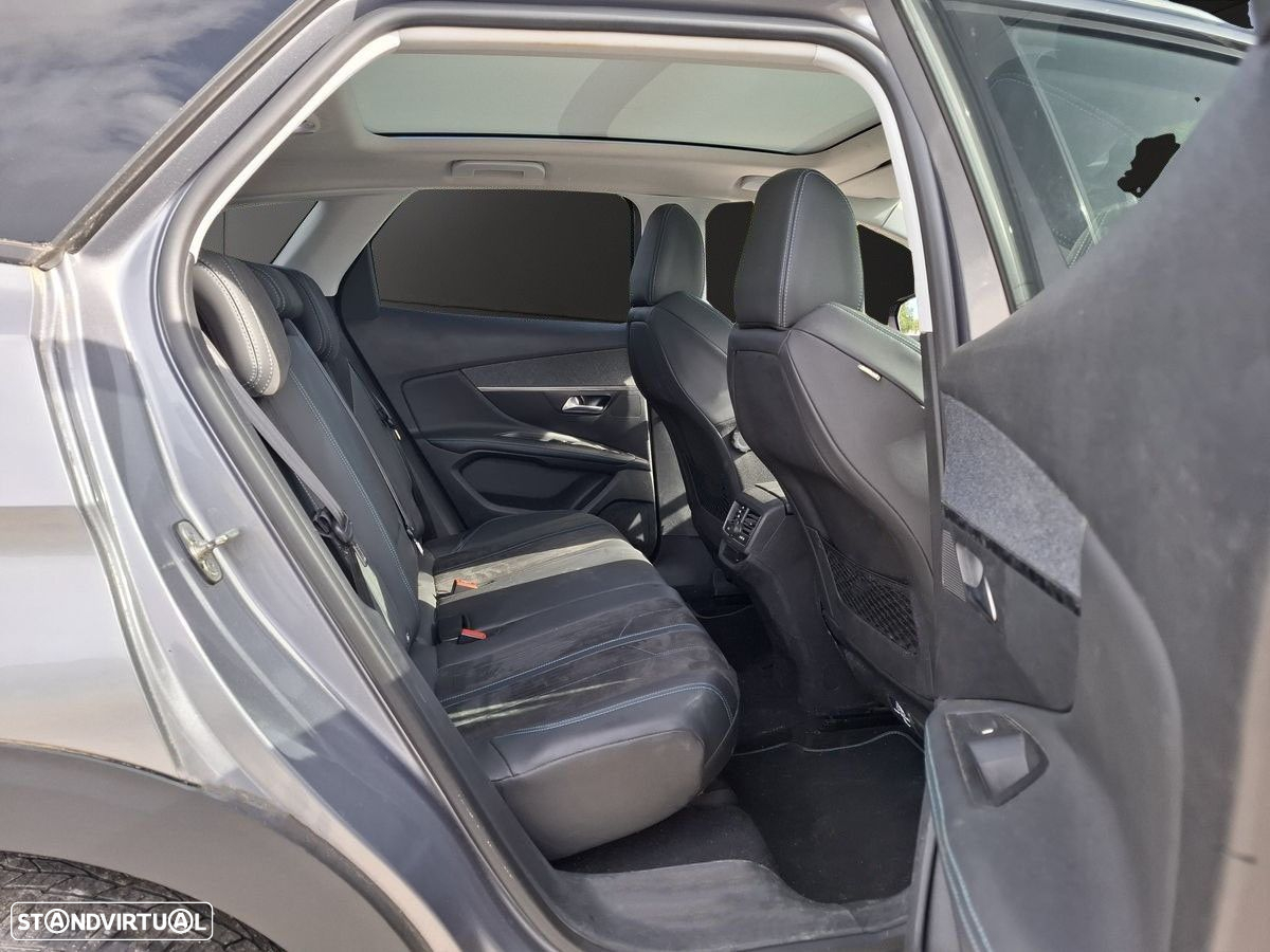Peugeot 3008 PureTech 130 Stop & Start GPF EAT8 Crossway - 11