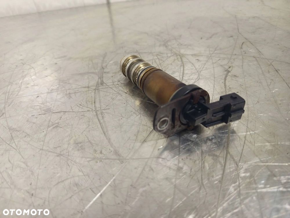 Zawór zmiennych faz rozrządu BMW e87 e90 2.0 B 13151279 - 3