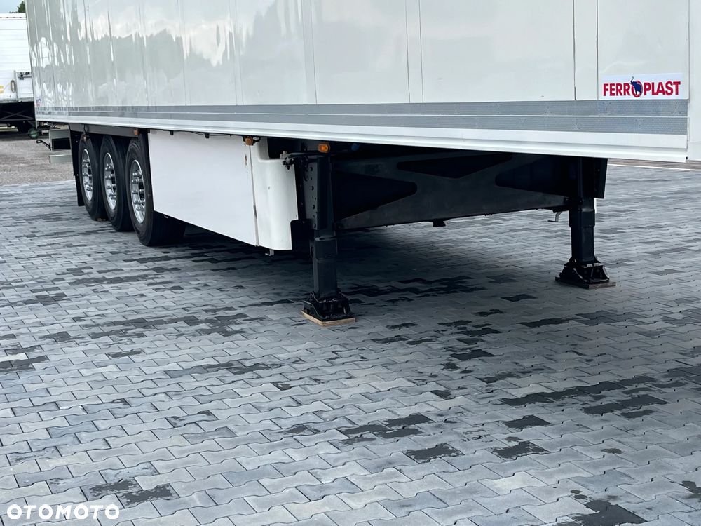 Schmitz Cargobull SCB / CHŁODNIA/ THERMO KING elektr-spalinowy/ MULTITEMPERATURA / DOPPELSTOCK / CONTINENTAL 80% / NOWE HAMULCE/ KOSZ PALETOWY  / OŚ PODNOSZONA/ OKAZJA - 18