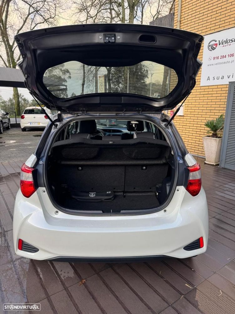 Toyota Yaris 1.0 VVT-i 20 Anos - 6