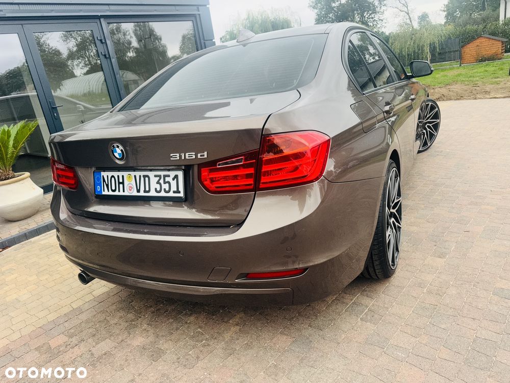 BMW Seria 3 316d DPF Edition Exclusive - 38