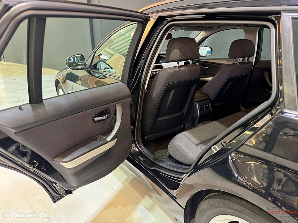 BMW 320 d Navigation - 16