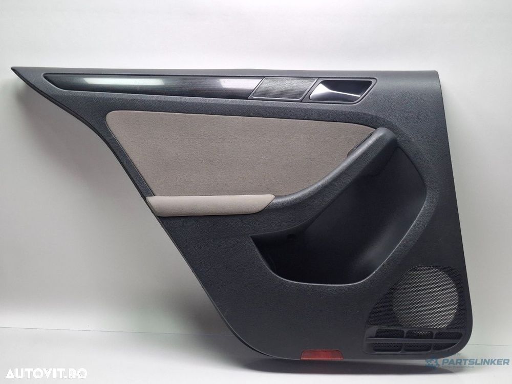 Panou usa VOLKSWAGEN JETTA IV 162, 163, AV3, AV2 2012 1.6 TDI CAYC 77KW|105HP 2012 - 3