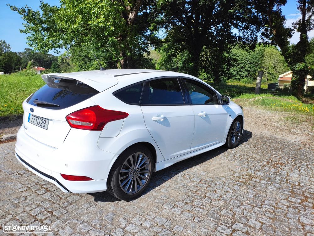 Ford Focus 1.5 TDCi ST-Line - 3