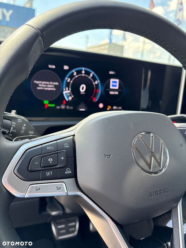 Volkswagen Tiguan - 12