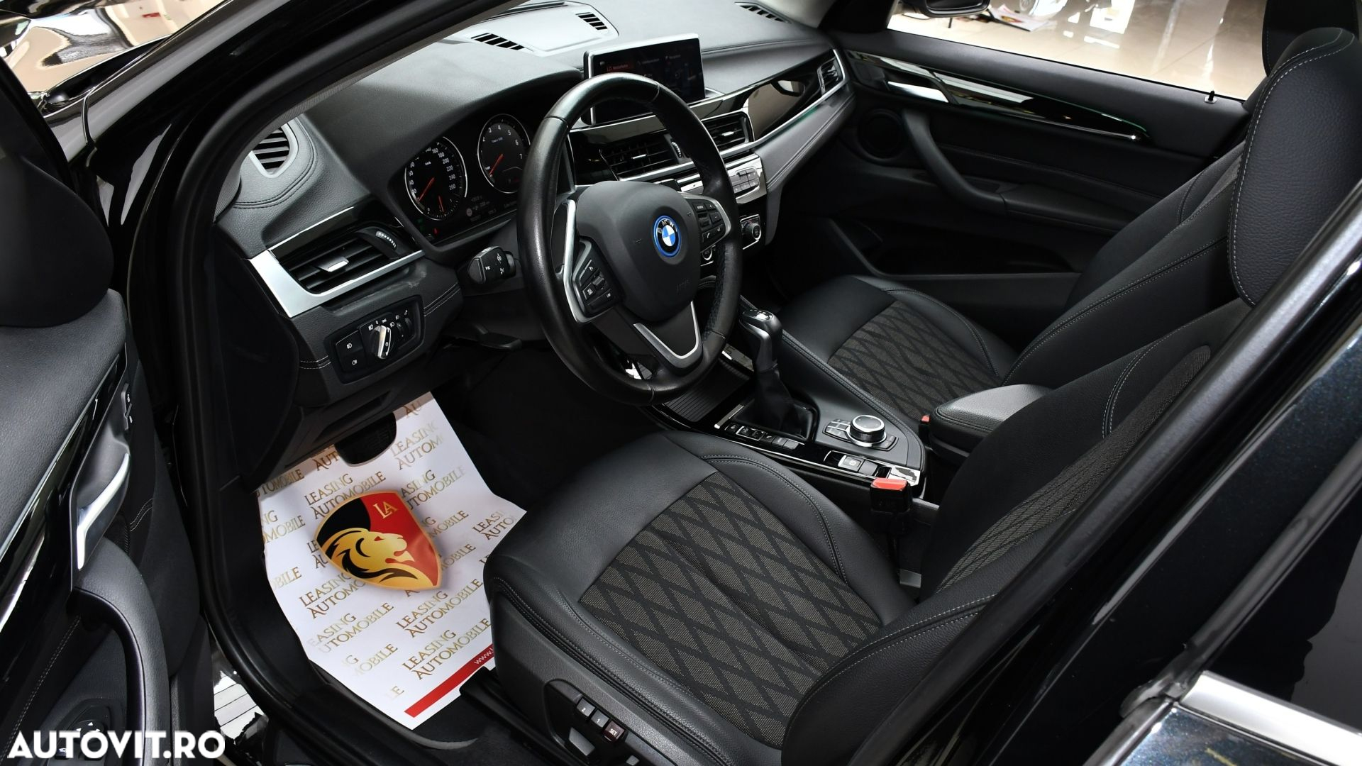 BMW X1 xDrive25e xLine - 10