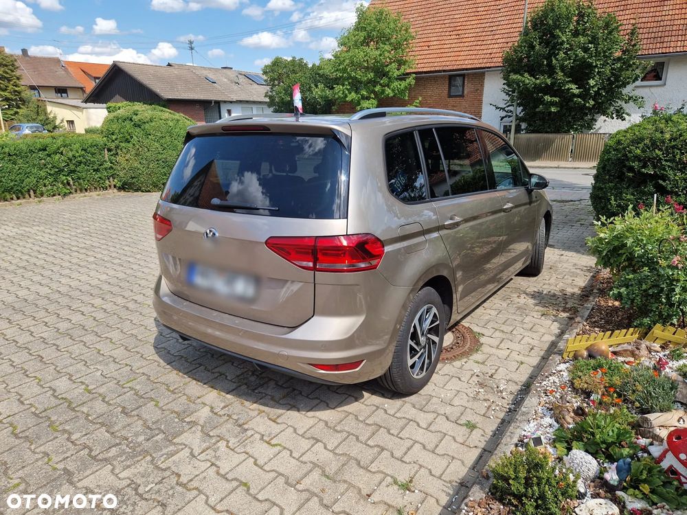 Volkswagen Touran 1.6 TDI SCR Join - 4