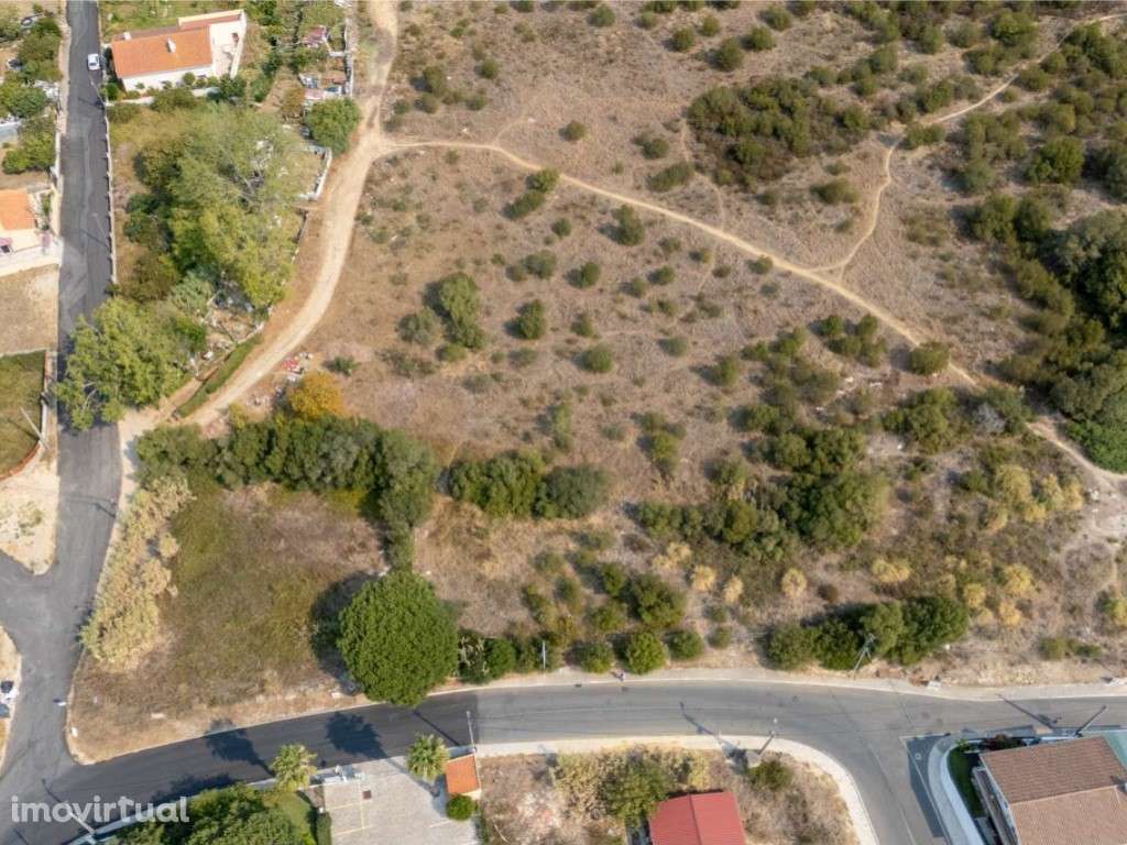 Terreno Urbano para construção no Estoril - Grande imagem: 3/27