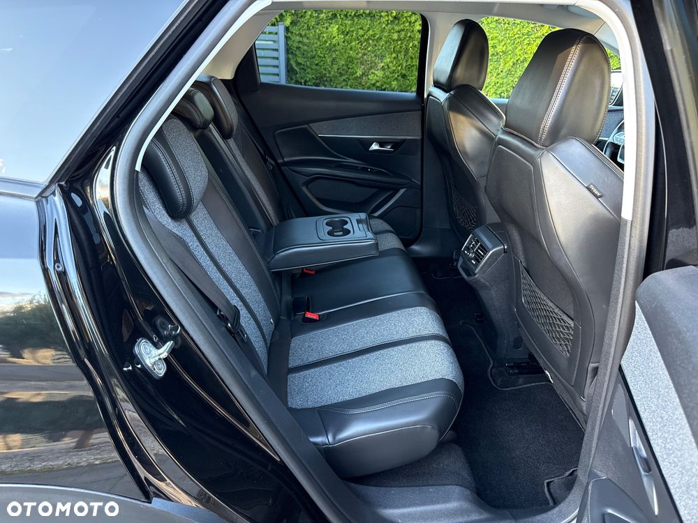 Peugeot 3008 BlueHDi 120 Stop & Start Allure - 17