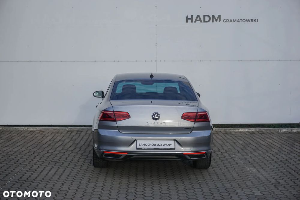 Volkswagen Passat 2.0 TSI 4Mot Elegance DSG - 7