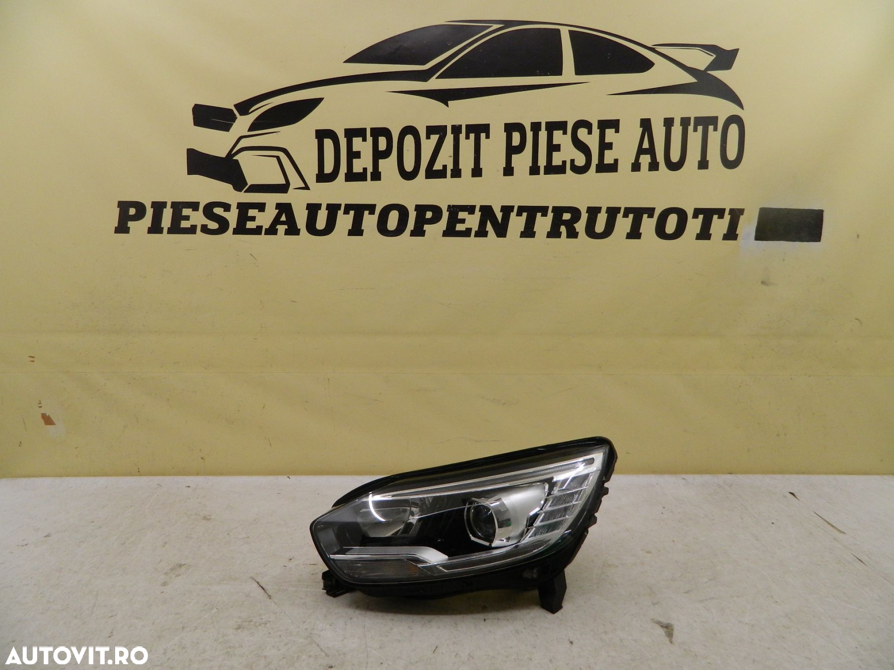 Far stanga LED Renault Scenic, 2016, 2017, 2018, 2019, 2020, cod origine 260607230R. - 2