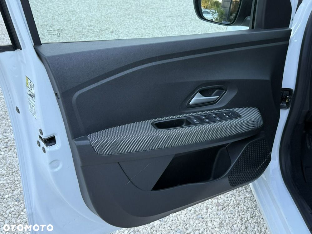 Dacia Sandero - 11