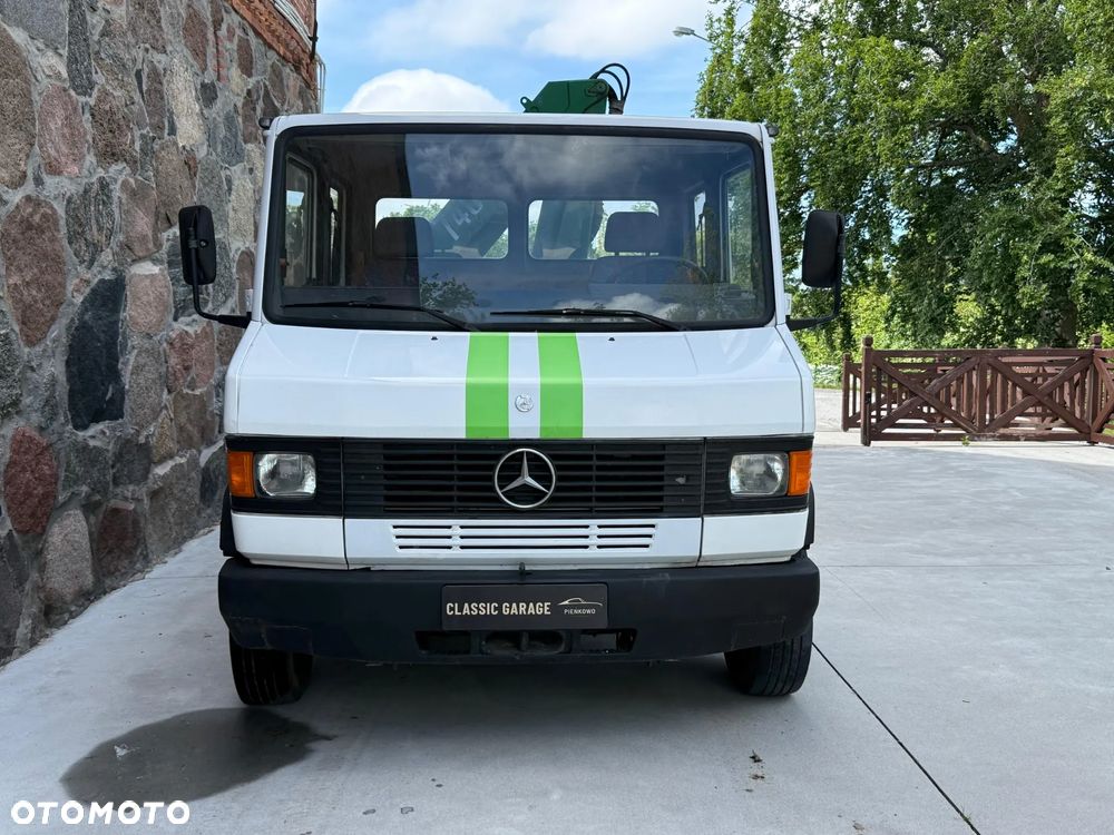 Mercedes-Benz 814D HDS - 2