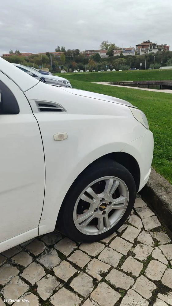 Chevrolet Aveo 1.2 L - 27
