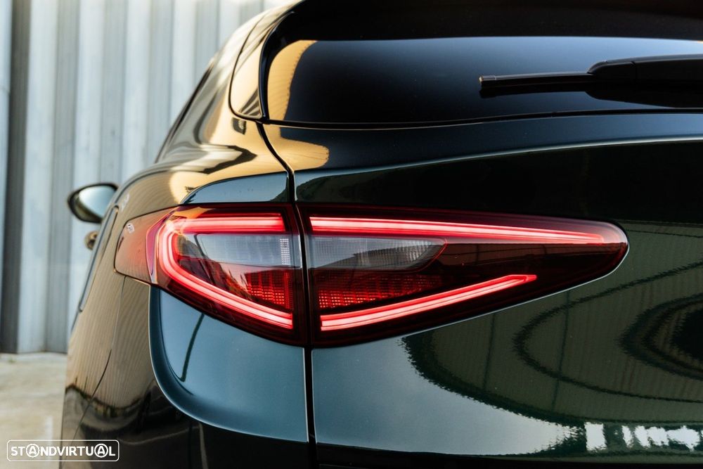 Alfa Romeo Stelvio 2.2 D Super AT8 - 40