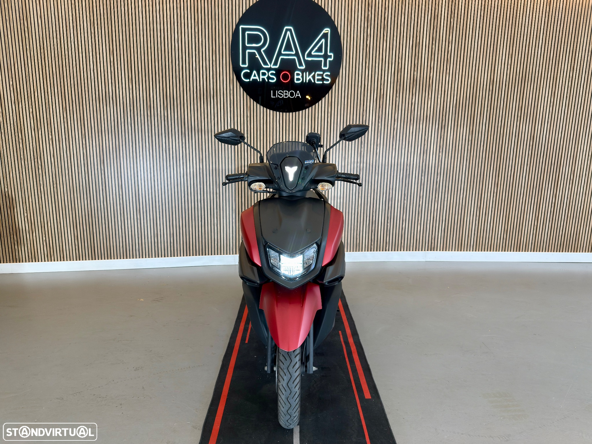 Yamaha RayZR - 5