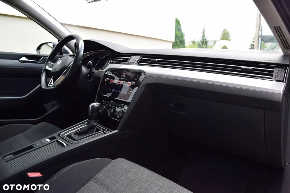 Volkswagen Passat 2.0 TDI BMT Comfortline DSG - 30