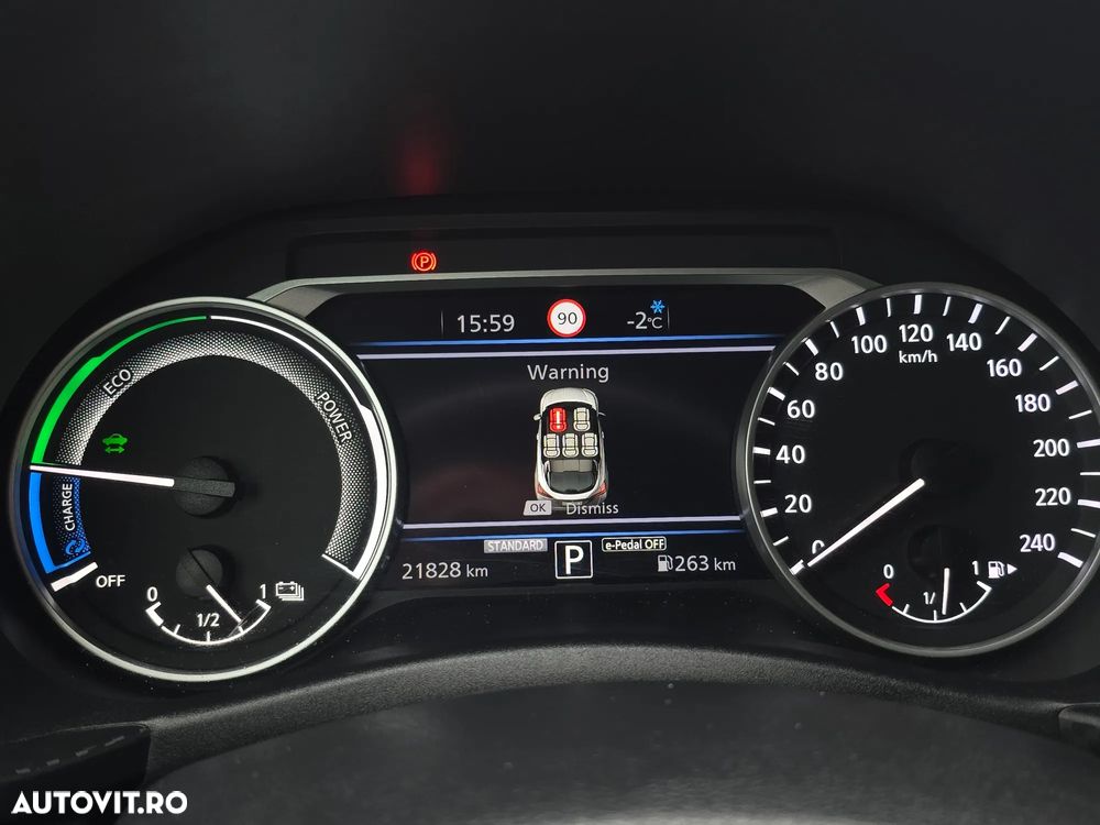 Nissan Juke 143CP HEV N-Connecta - 12