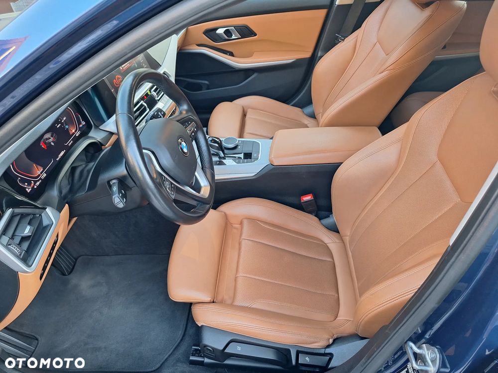 BMW Seria 3 320d xDrive MHEV Advantage sport - 33
