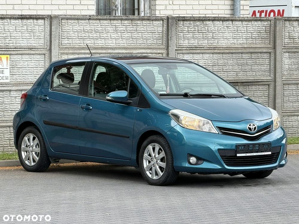 Toyota Yaris 1.33 Premium EU6 - 23