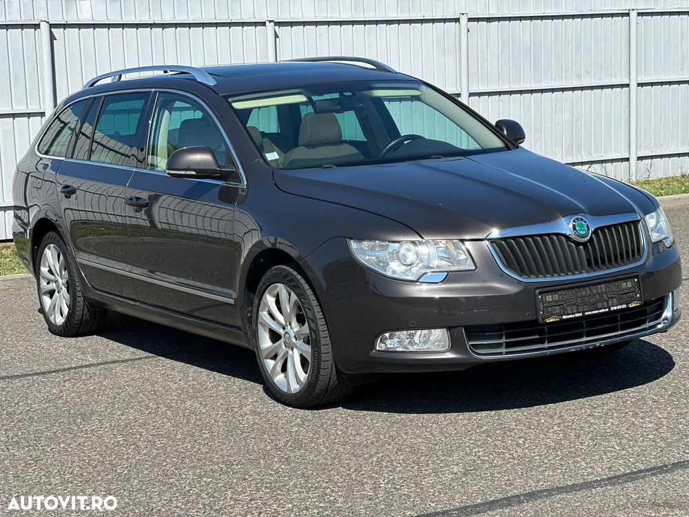 Skoda Superb 2.0 TDI Elegance DSG - 2