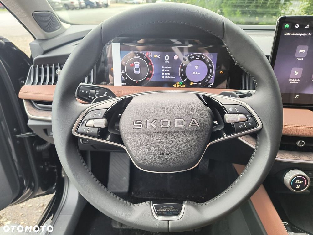Skoda Superb 2.0 TDI SCR 4x4 L&K DSG - 32