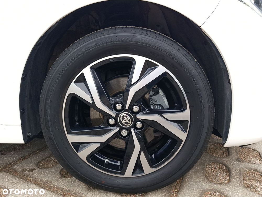 Toyota Yaris Hybrid 1.5 Style - 10