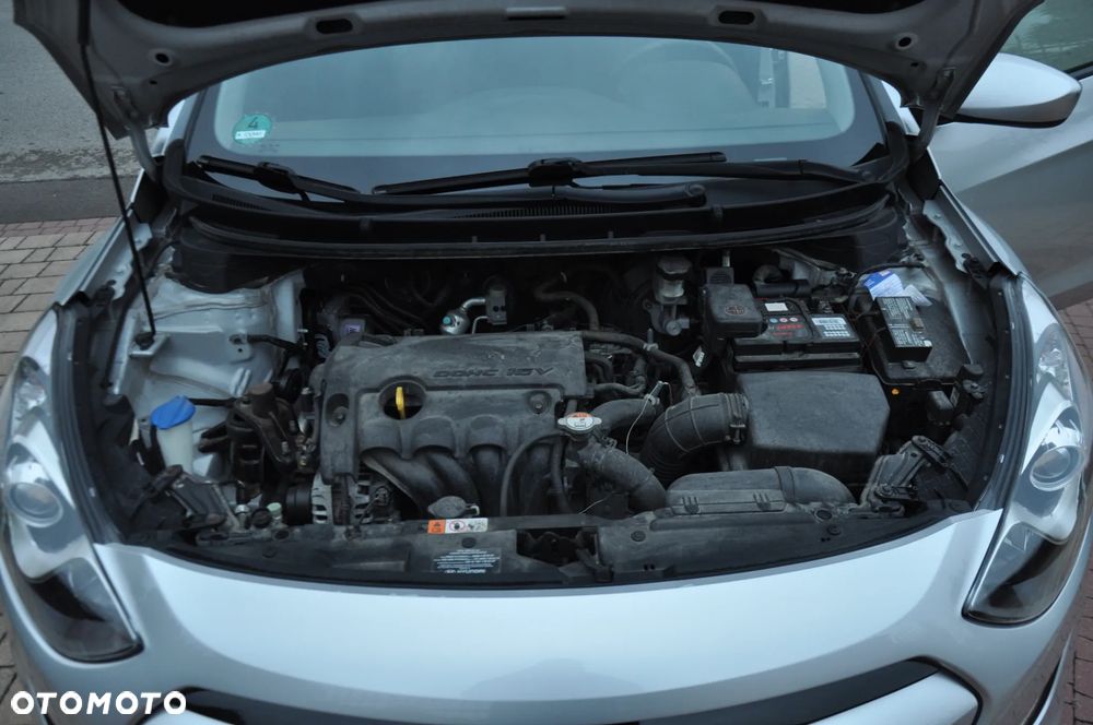 Hyundai i30 1.4 Comfort - 25