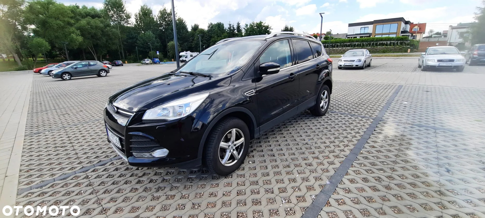 Ford Kuga 1.5 EcoBoost 2x4 Trend - 2