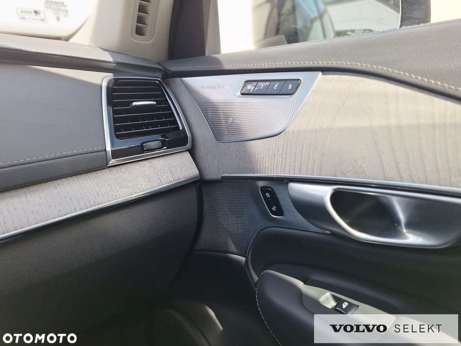 Volvo XC 90 - 27