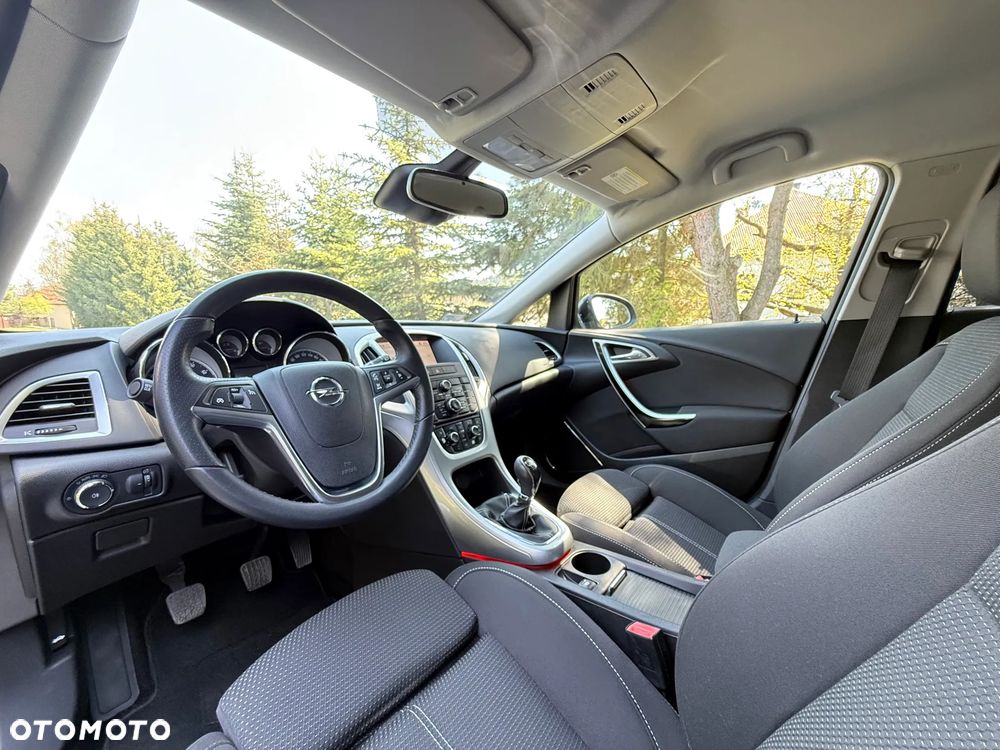 Opel Astra 1.4 Turbo Cosmo - 17