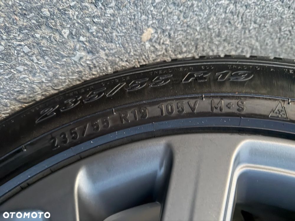 Land Rover Discovery Sport D150 R-Dynamic HSE - 28