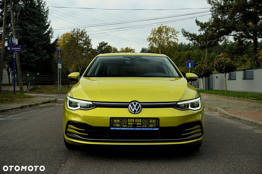 Volkswagen Golf - 10