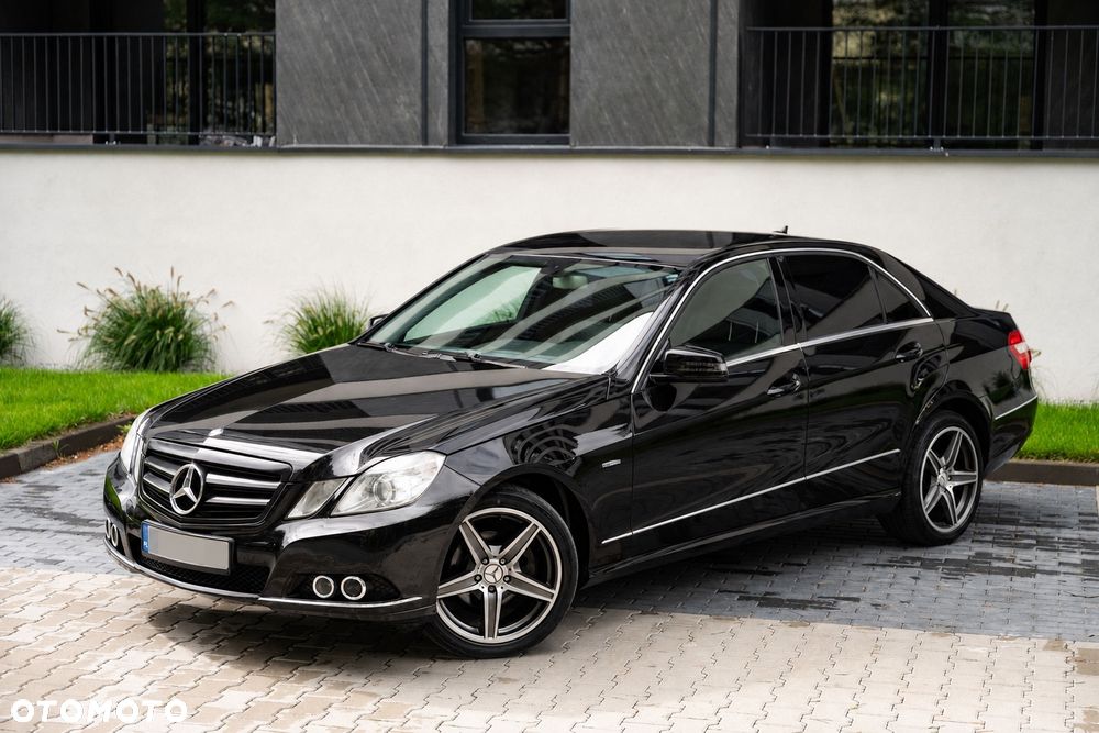 Mercedes-Benz Klasa E 220 CDI DPF BlueEFFICIENCY Automatik Elegance - 1